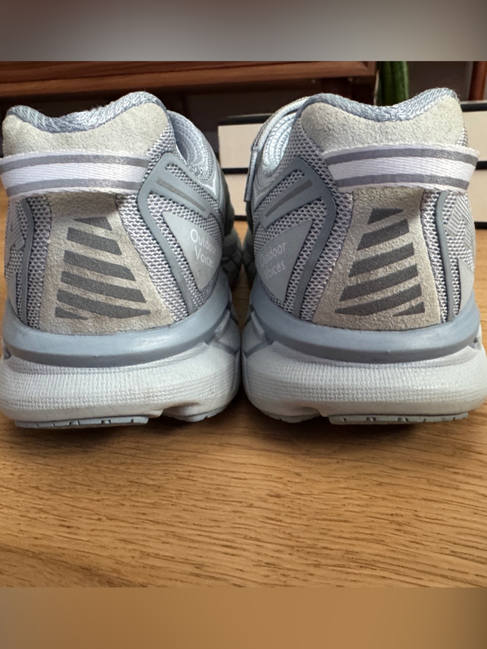 Hoka Women's Light Gray Mesh Athletic Shoes - Picture 3 of 3